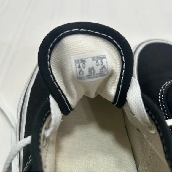 Vans Off The Wall Black and White Canvas Tennis Shoes Size Men 4.0 Women 5.5 - Picture 9 of 12